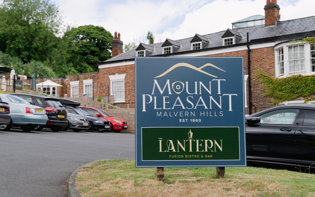 Hotels by Worcester